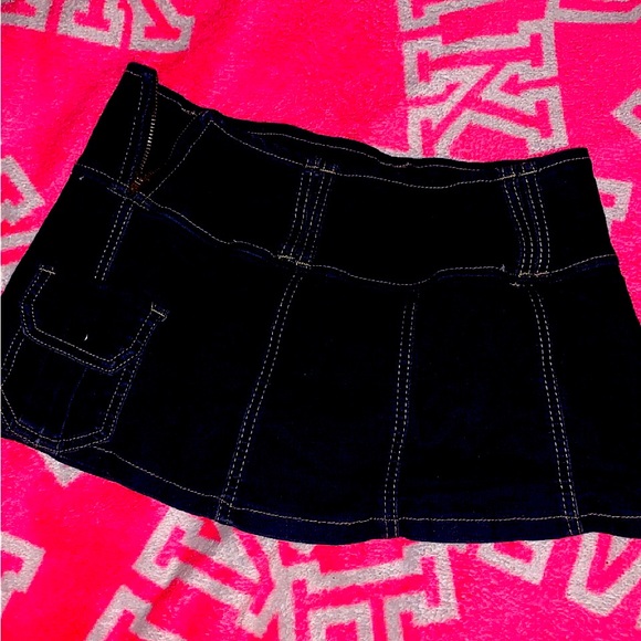 Denim skirt - Picture 2 of 2